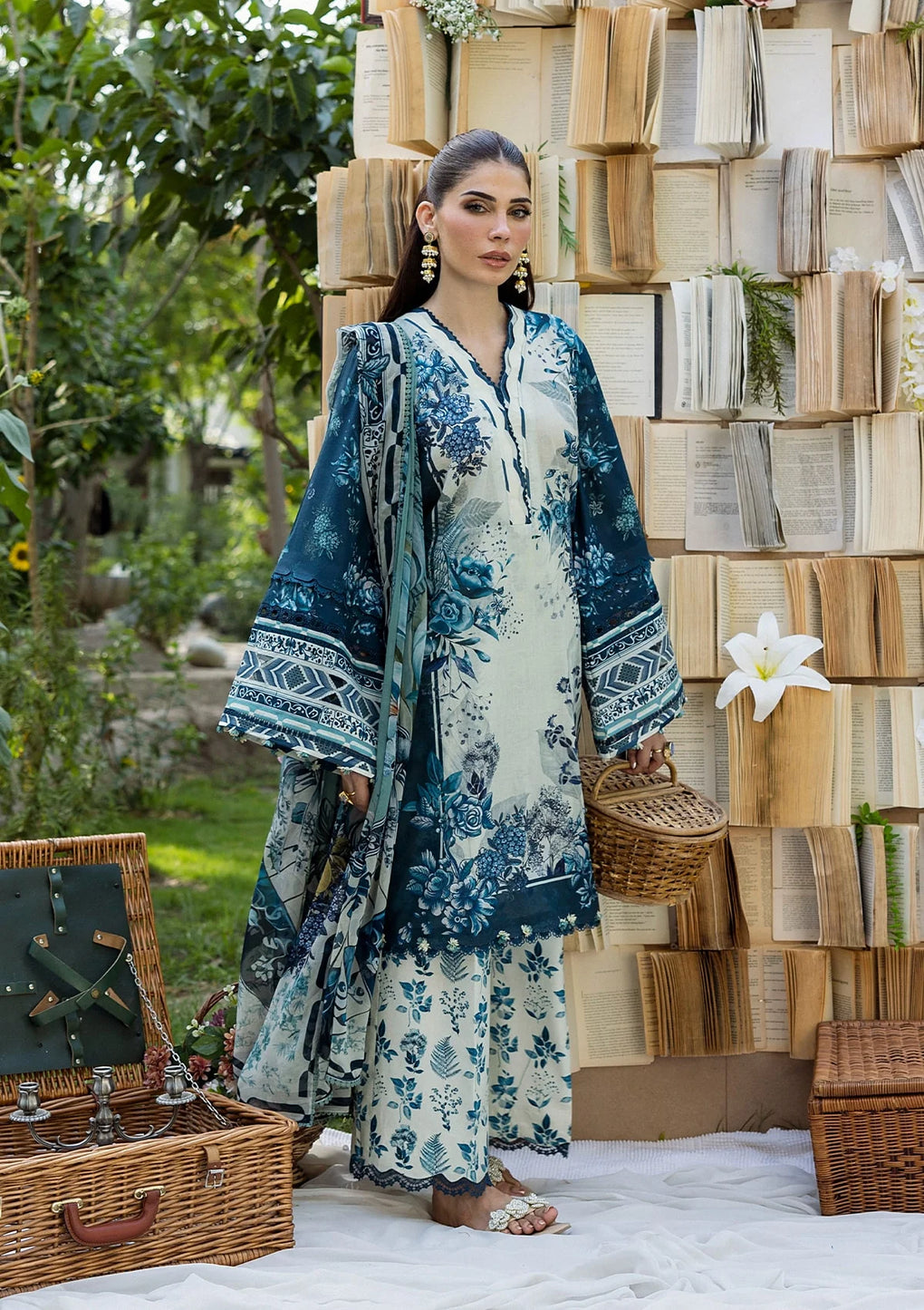 FLOREYA DIGITAL PRINTED CHIFFON DUPATTA IN VIBRANT COLOR.