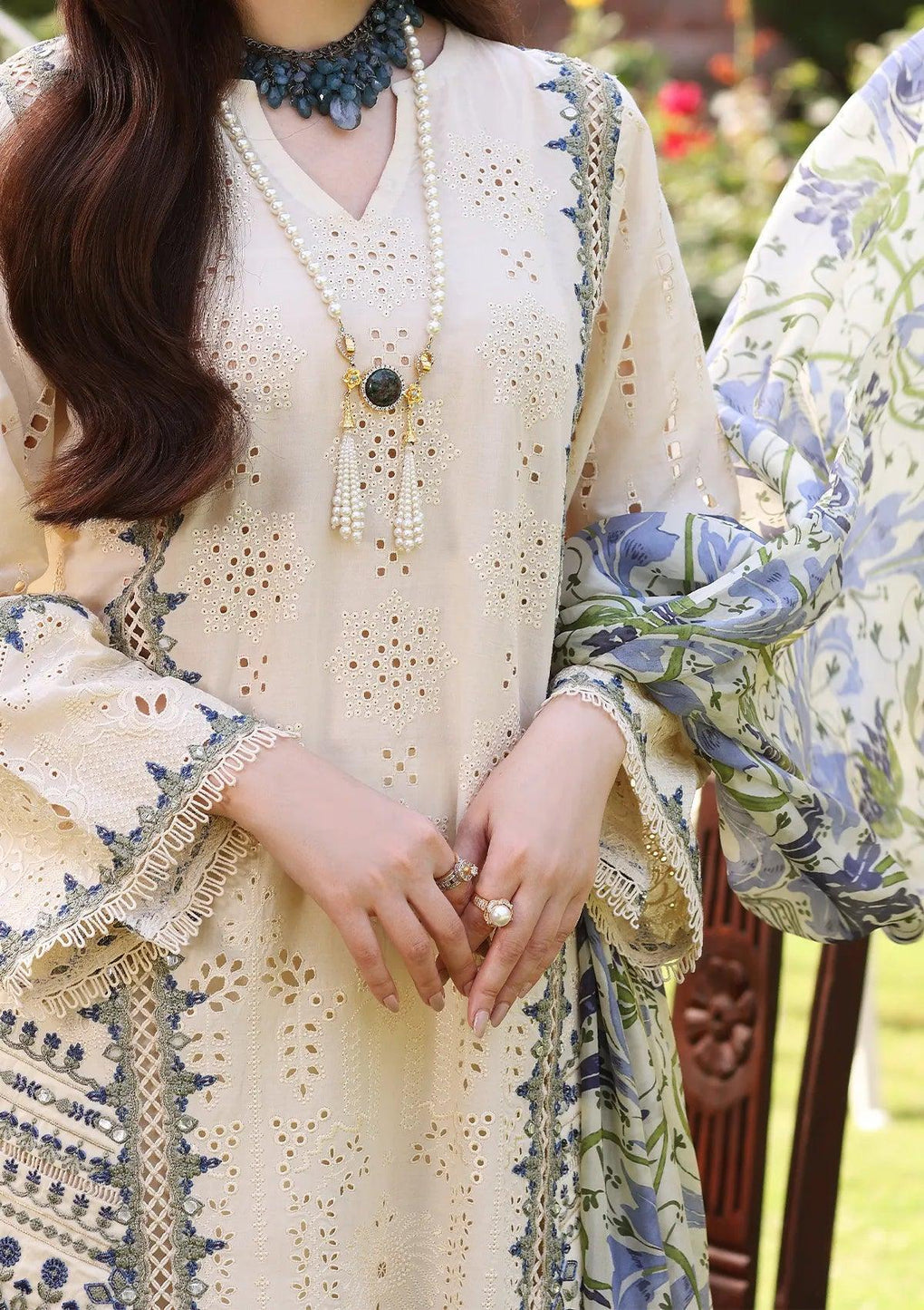 ECF-07 DAISY - Elaf Premium