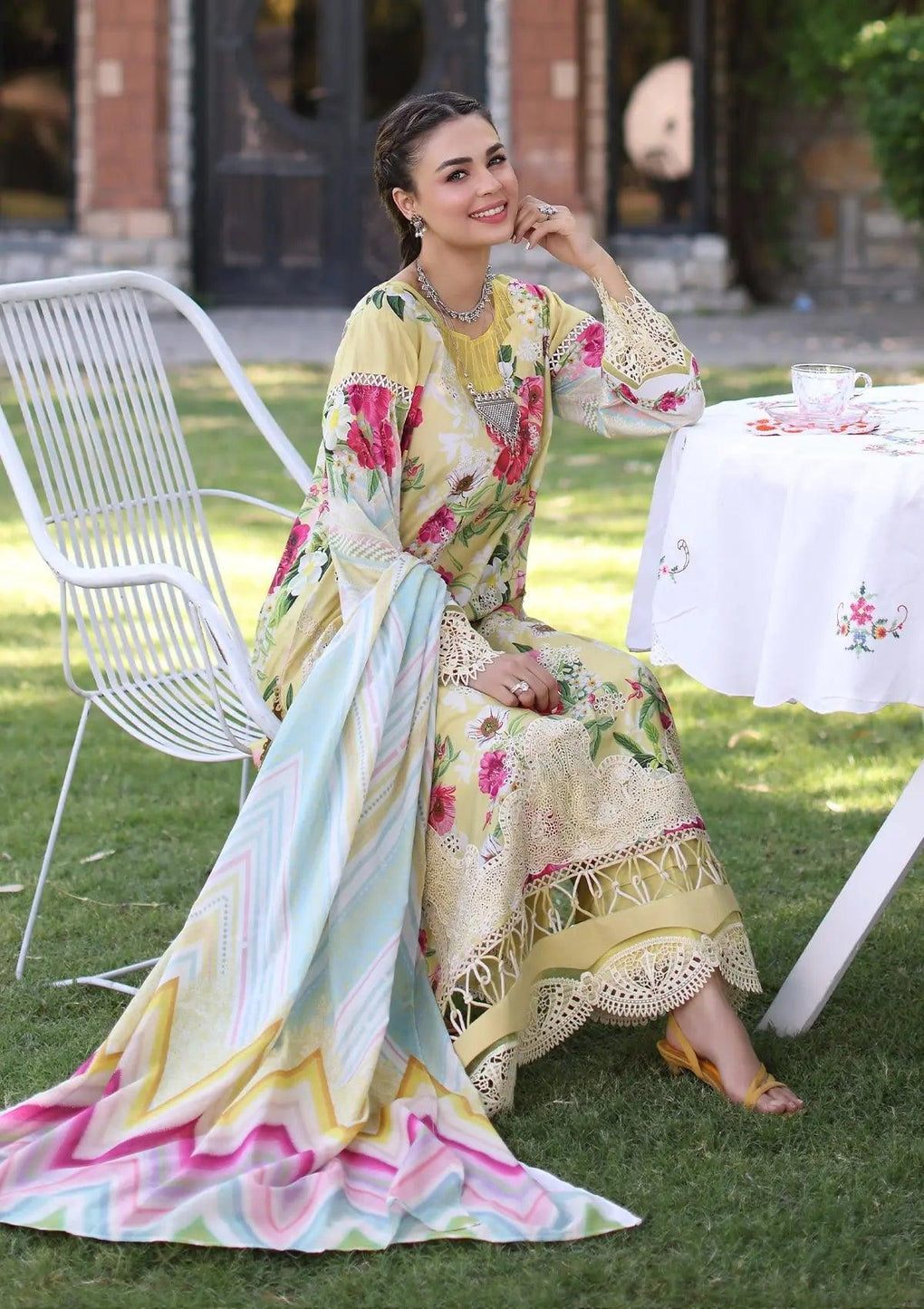 SUNSHINE BOUQUET Printed Chikankari Lawn and Digital Printed Voile Dupatta from ELAF's