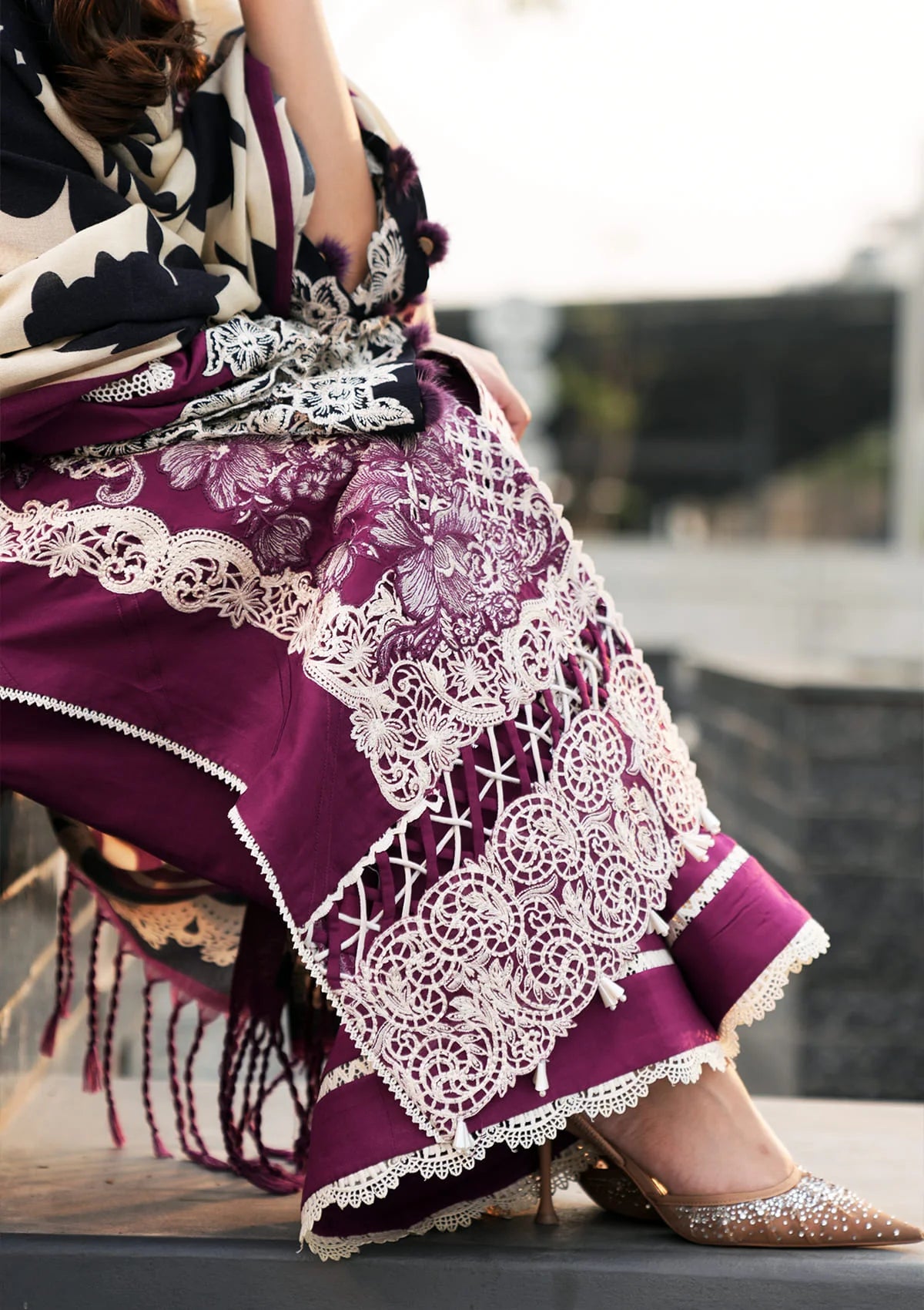 Close image of EMBROIDERED ORGANZA FRONT BORDER