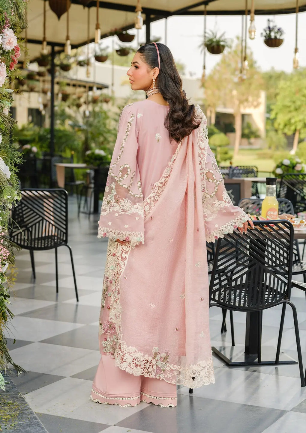 Elegent dress OH MY ROSE in Tea Pink color.