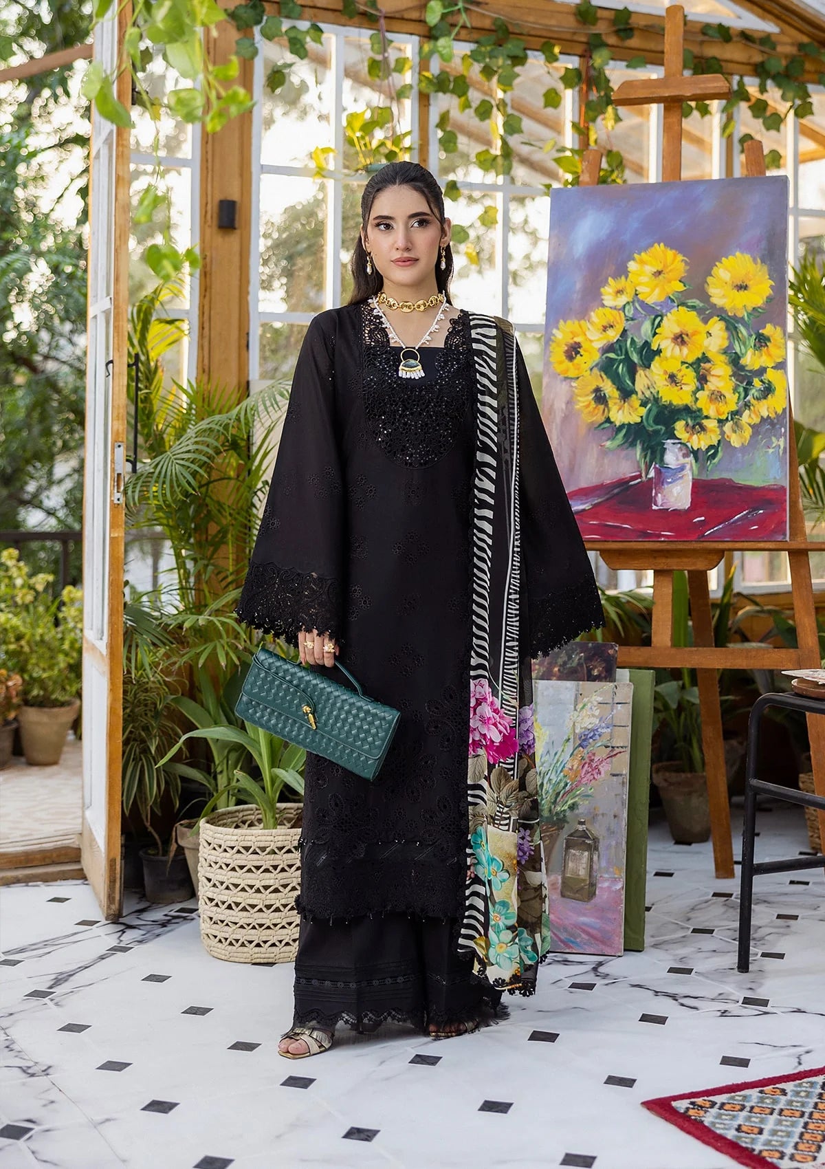 EEC-2A QUEEN OF DUSK