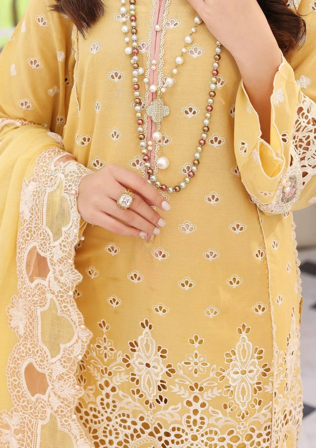 ELC-03A DAFFODIL - Elaf Premium