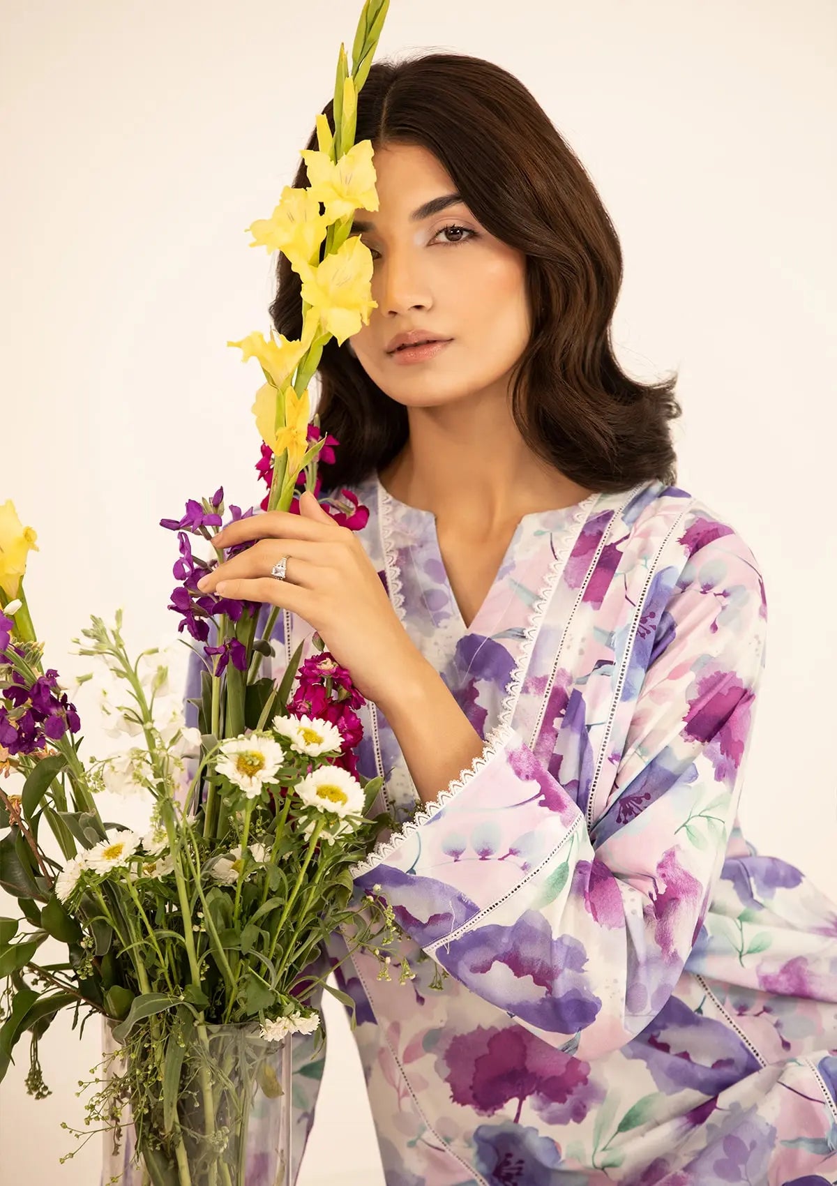 Closeup image of gorgeous REVE.