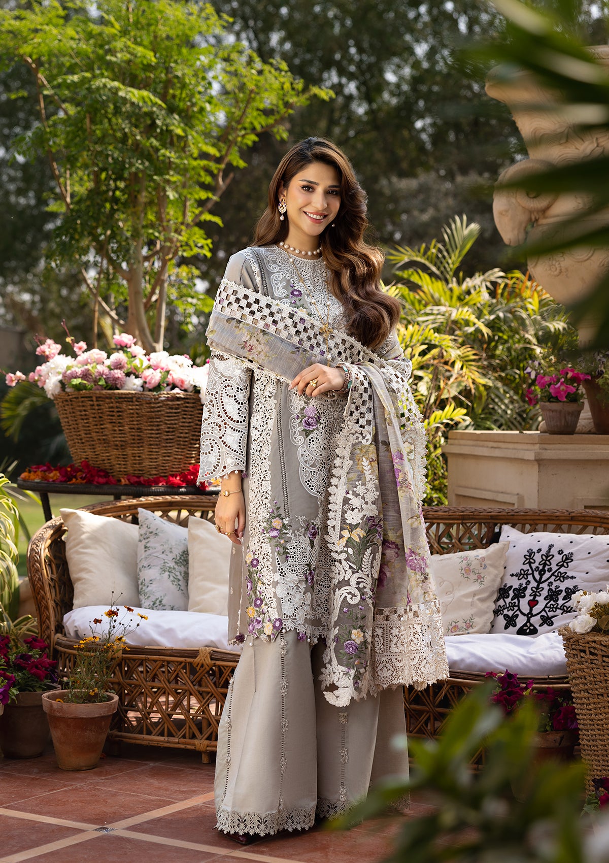Beautifully designed SUBLIMATION PRINTED COTTON NET PATCHED DUPATTA.