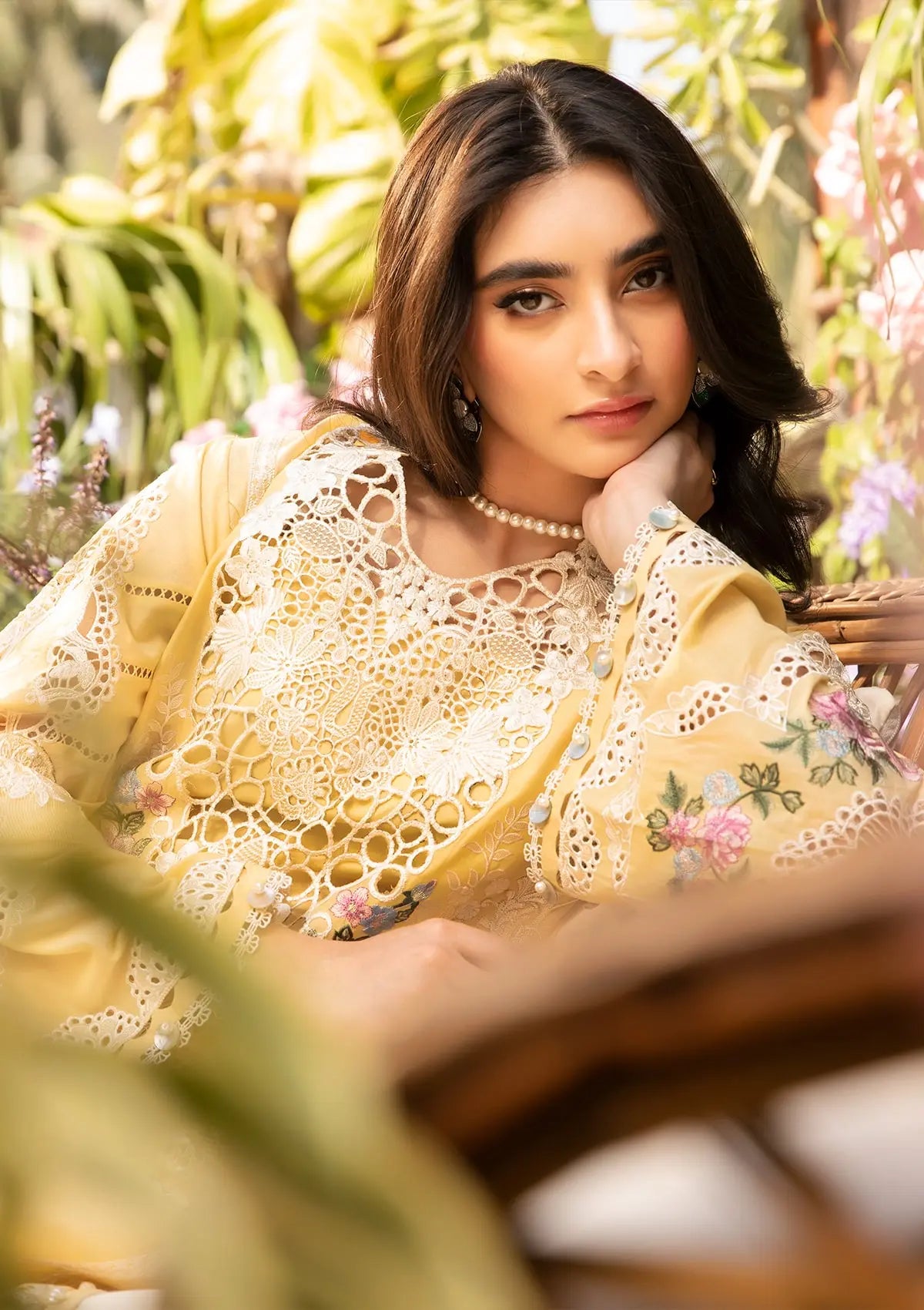 Radiant EMBROIDERED LAWN SLEEVES