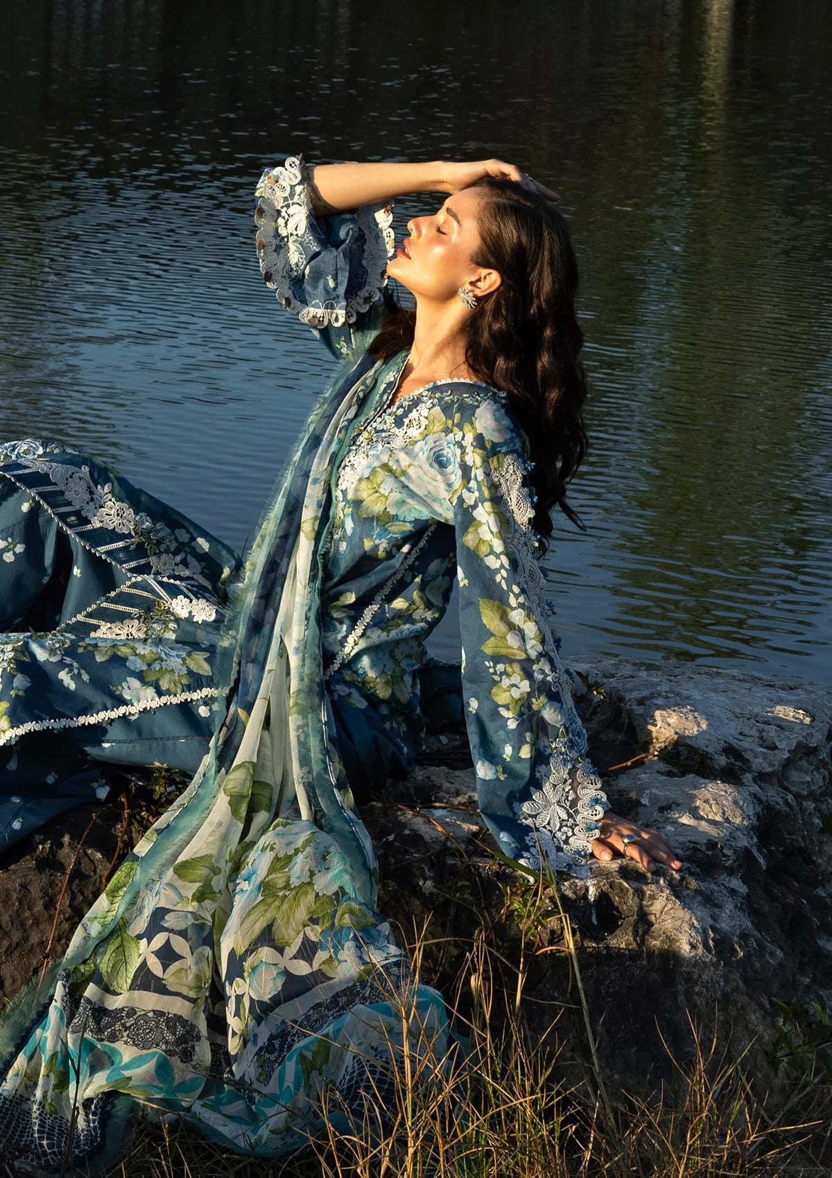 ESA-7B SEA ENCHANTRESS