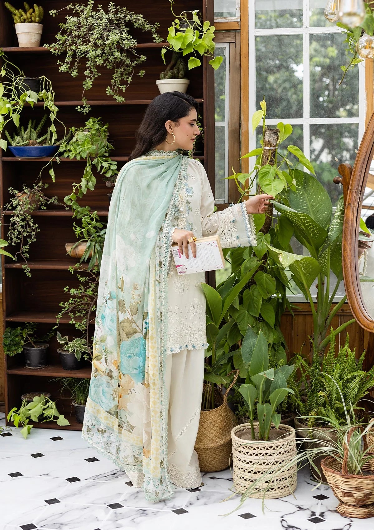 EEC-1B PEARLISTA - Elaf Premium