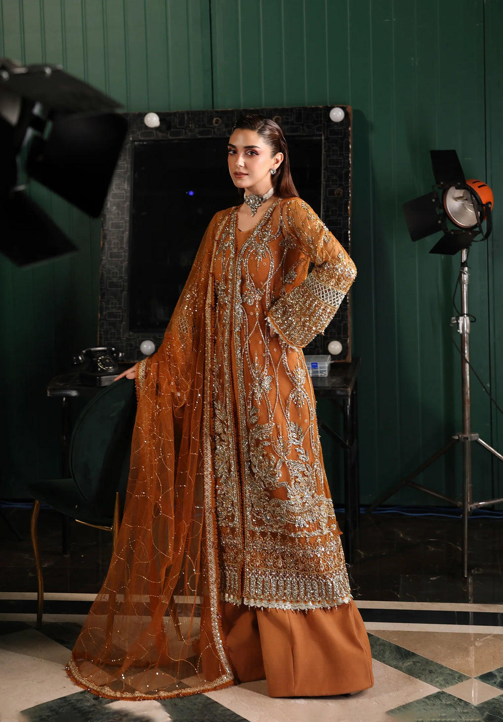 ESH-09 SAFFRON